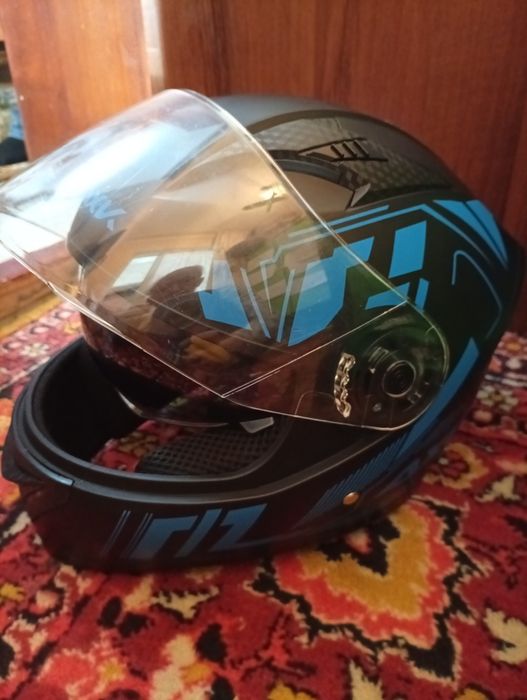 Шлем каска с чехлом пикачу