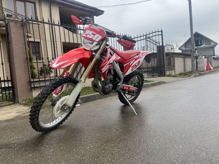 honda crf 250x.