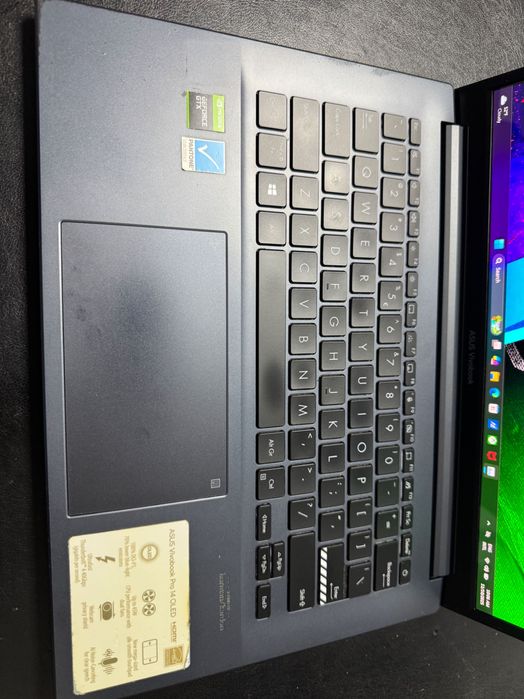 Asus VivoBook Pro 14 OLED i7-11370h 16gb 1650 Max Q