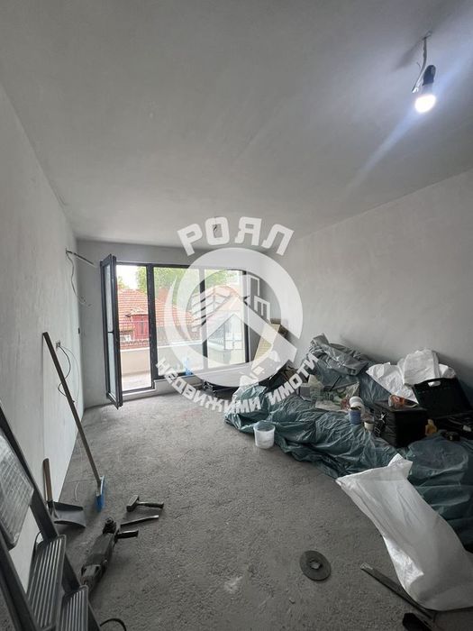 Продава се Двустаен апартамент в Пловдив, Център - 67 кв.м за 2508 €/кв.м - Снимка #2