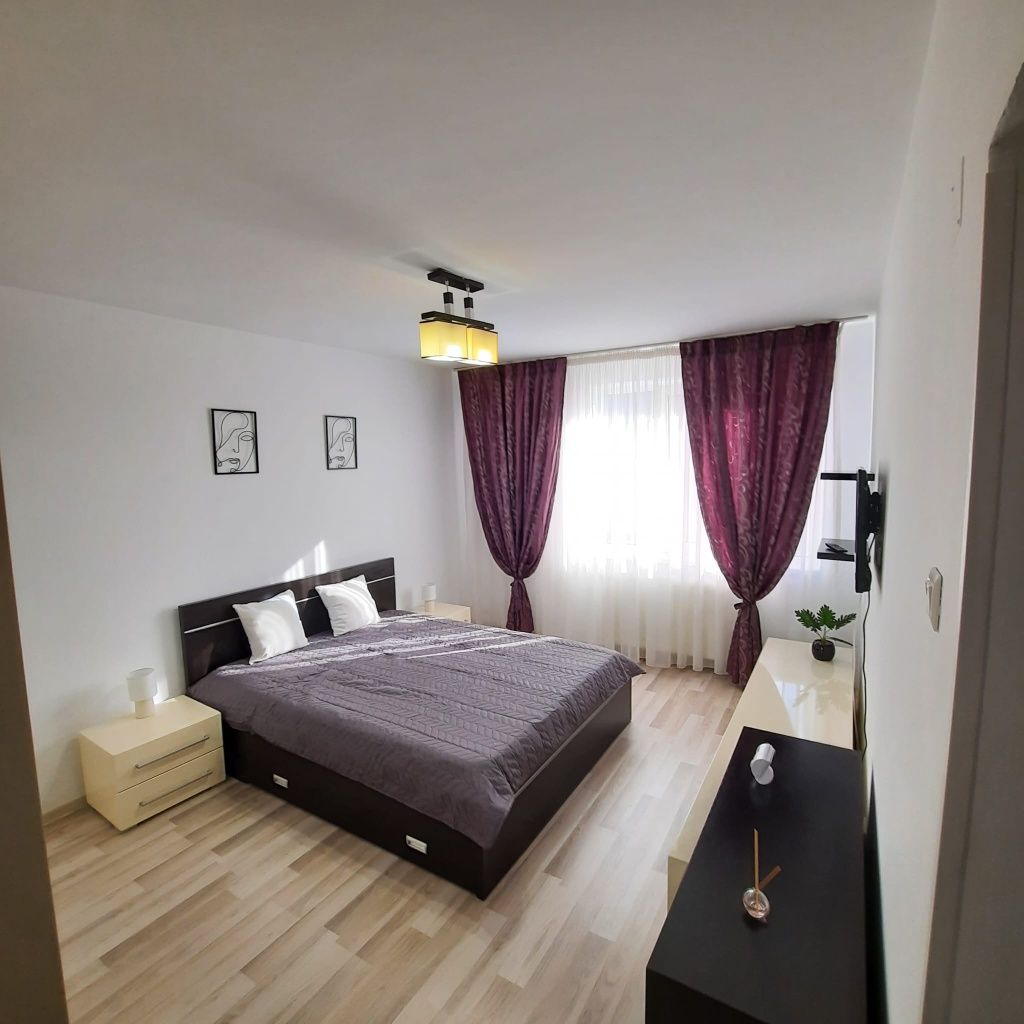 Inchiriez apartament in regim hotelier 2 camere