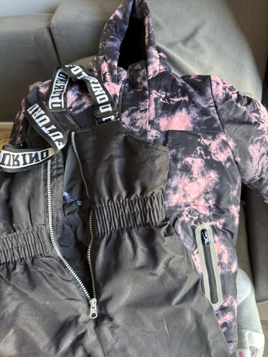 Пуховик на девочку