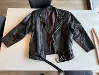 Vand geaca piele motor vintage 30 ani