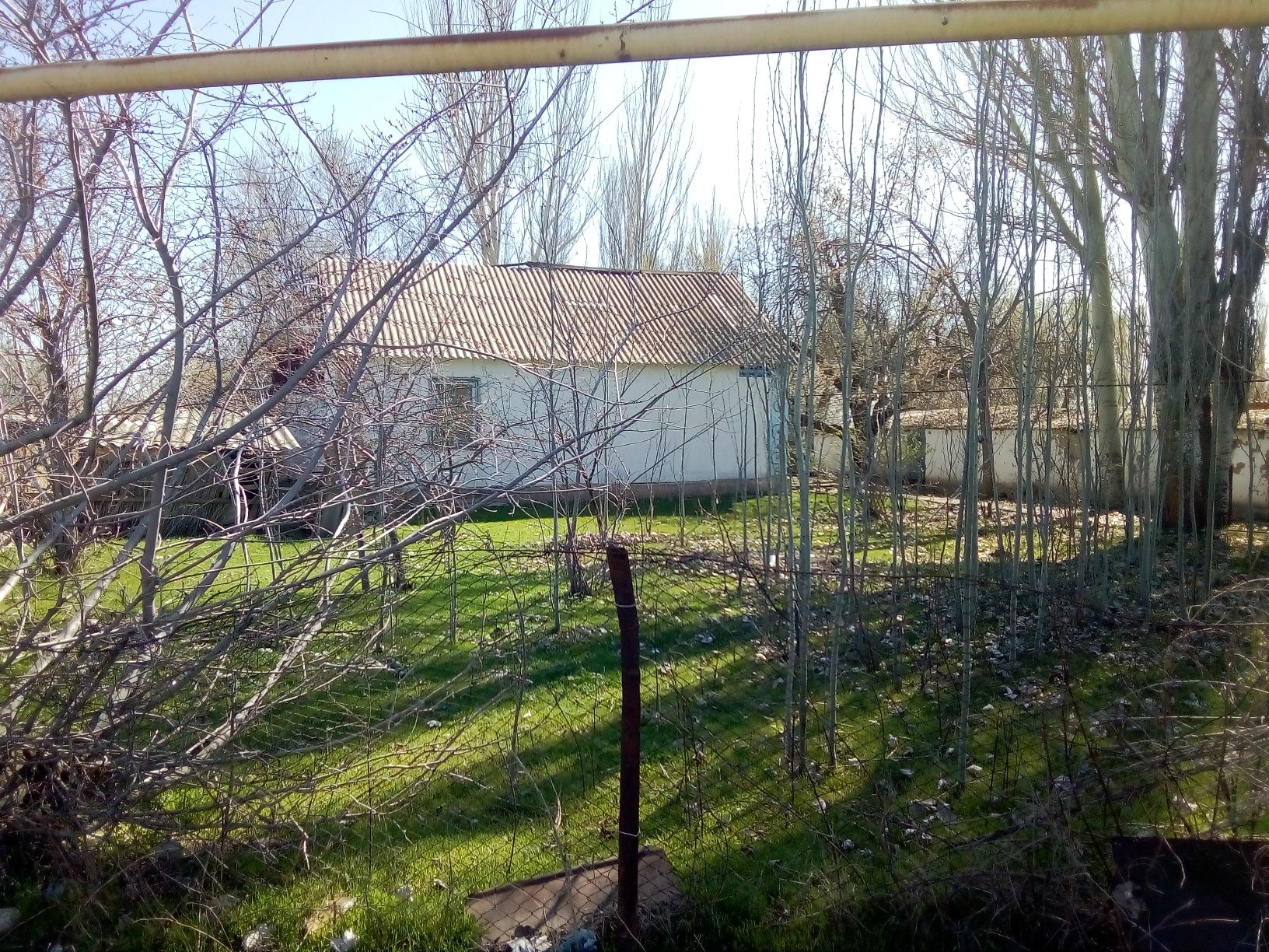 Дом со всеми удобствами, с большим участком