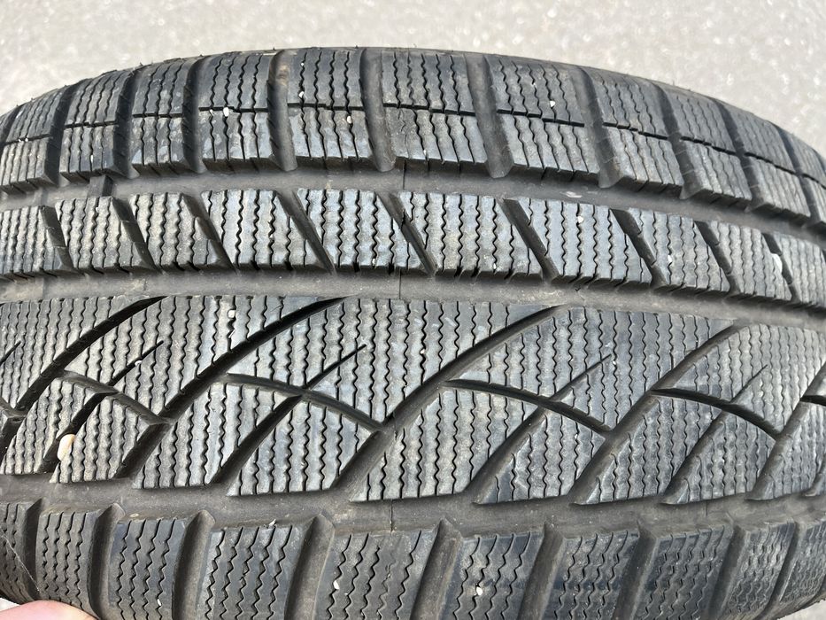 4 Anvelope iarna 225/45/17