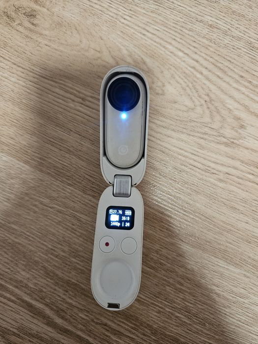 Insta360 go2 bodycam