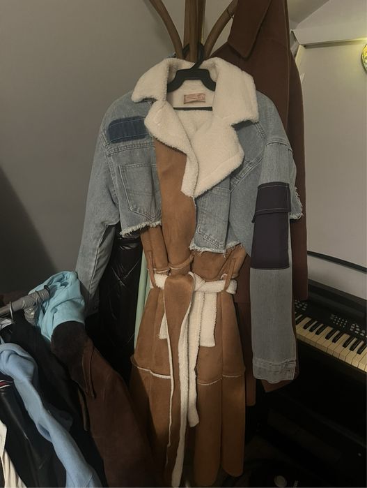 Cojoc imblanit cu maneci din denim