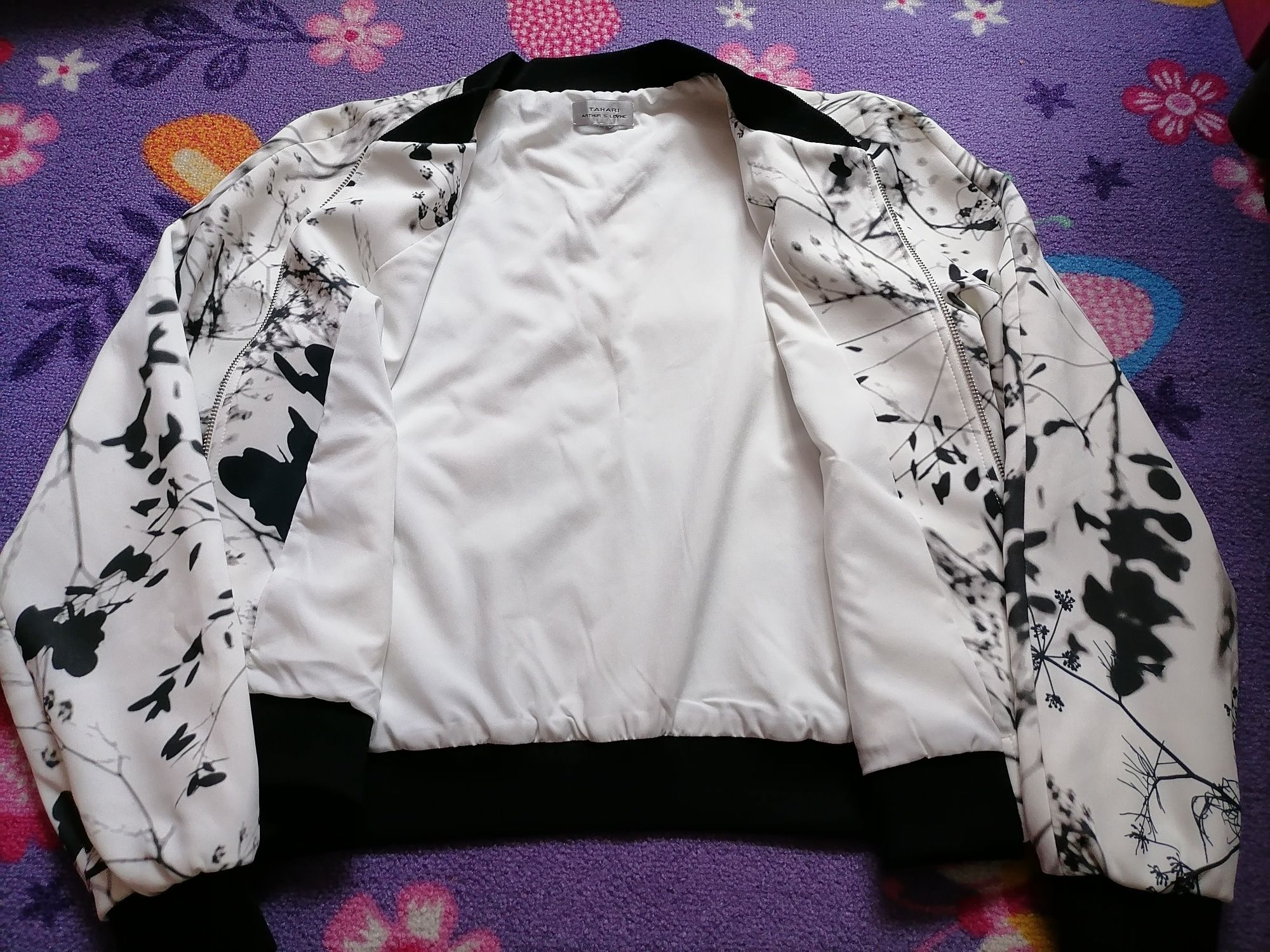 Bluza Bomber mărime M-L nouă