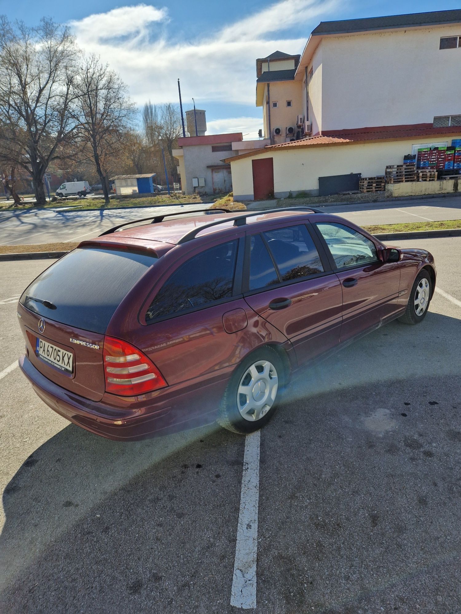 Mercedes C-class 2003 gaz benzin avtomatic