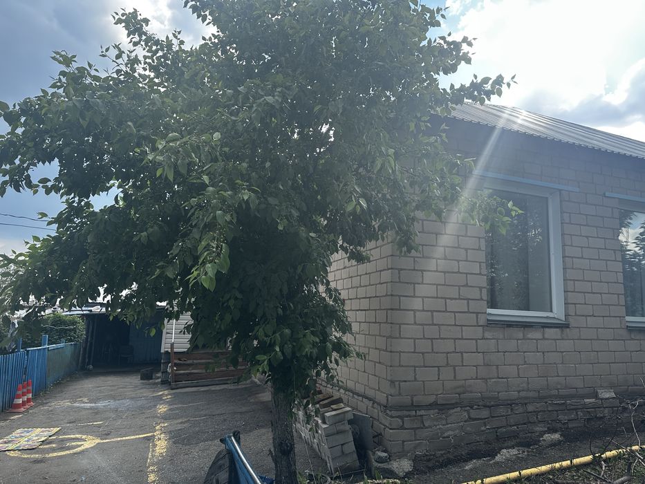 Дом двухкомнатный в центре города