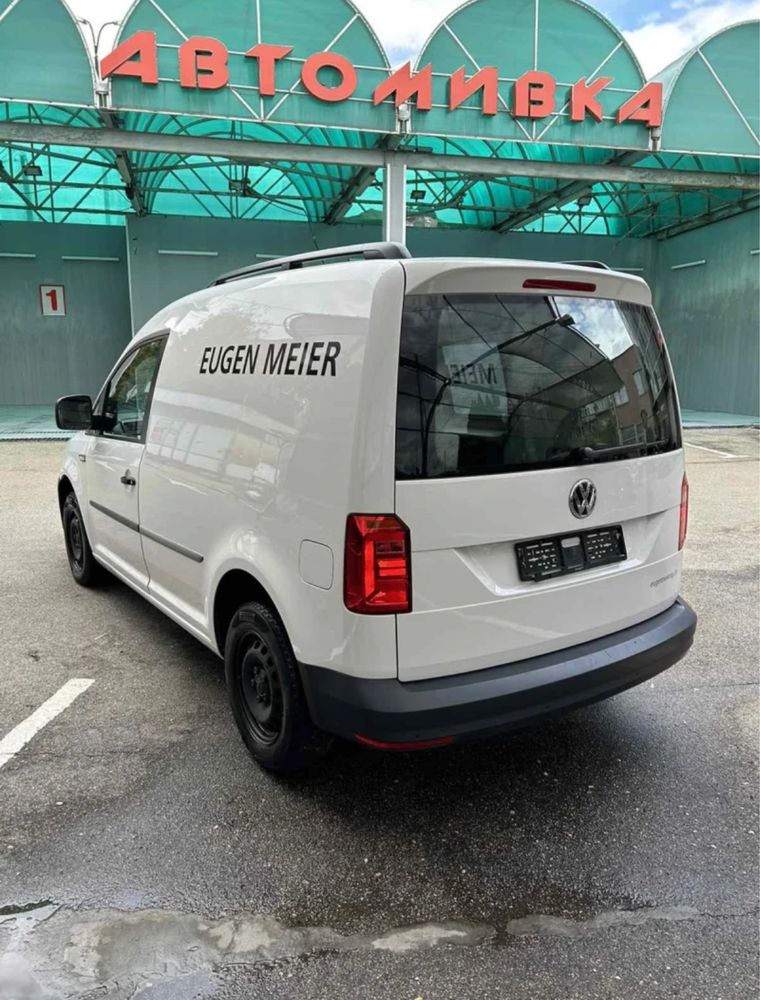 Vw Caddy 53 000km Swiss