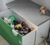 Banca depozitare jucarii Ikea Smastad + saltea pentru bancuta