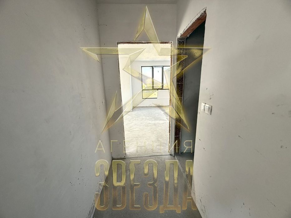 Продава се Тристаен апартамент в с. Белащица, Област Пловдив - 101 кв.м за 1200 €/кв.м - Снимка #8