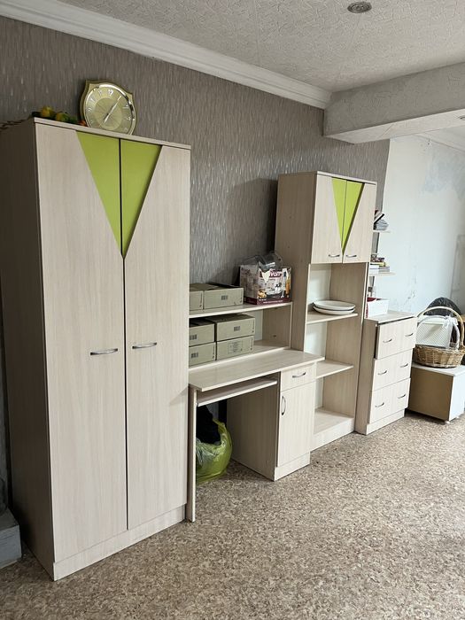 Продам в детскую стенку.