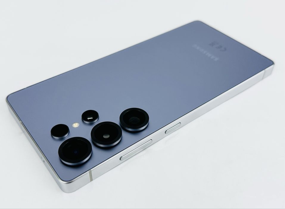 НОВ! Samsung Galaxy S25 Ultra 5G 256GB 12RAM Silverblue Гаранция!