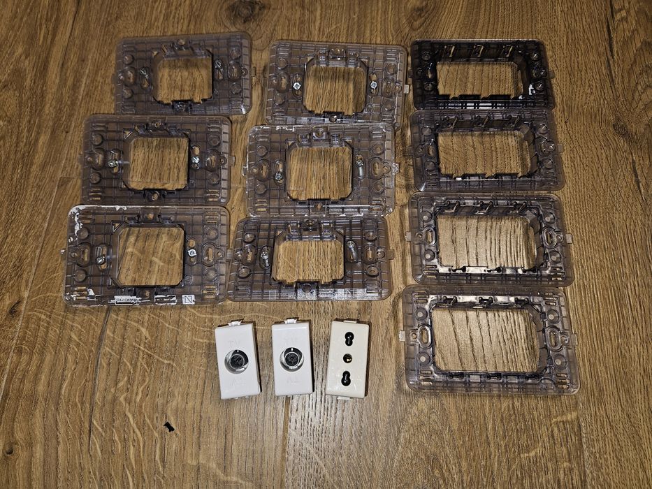 Rame prize/întrerupătoare marca Btcino