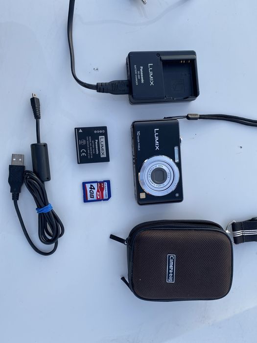 Aparat foto compact Panasonic lumix DMC FS 7