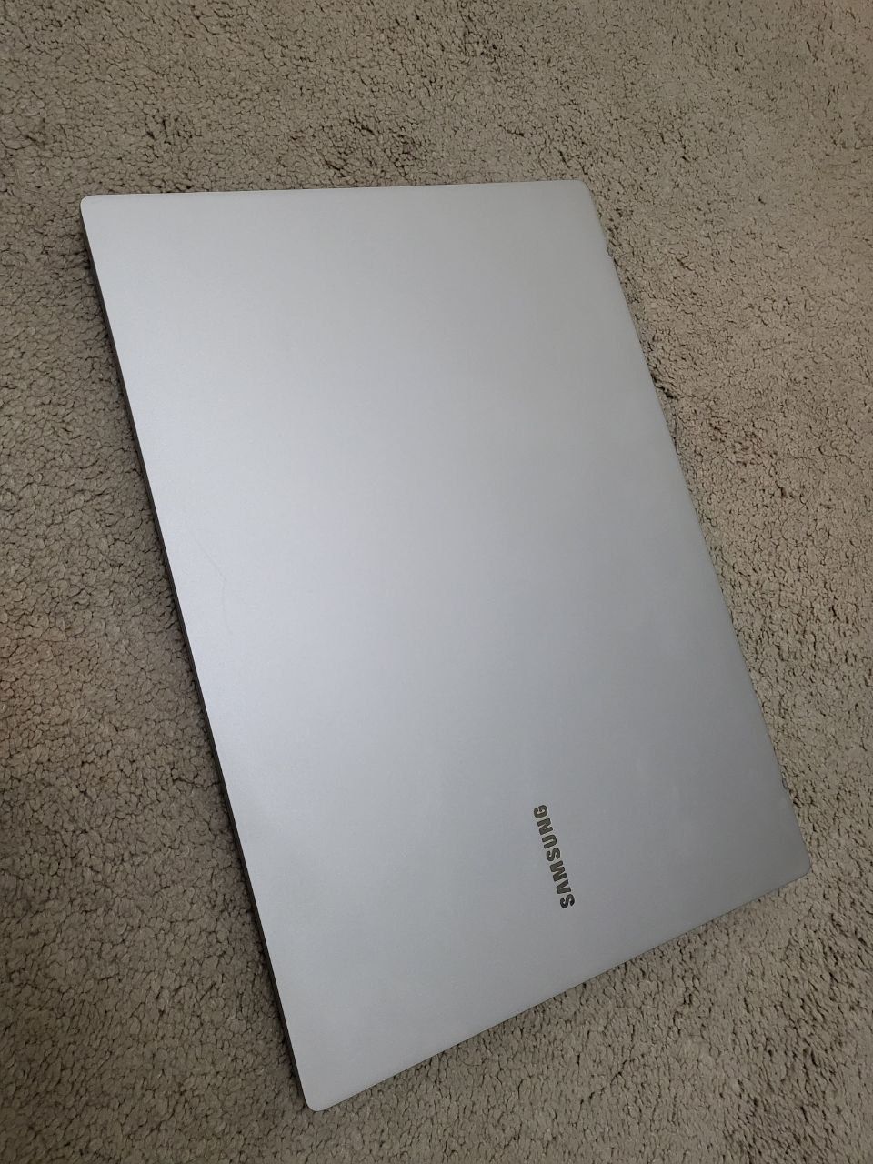Samsung Galaxy Book Go 3 modeli Snapdragon 7S Gen 3