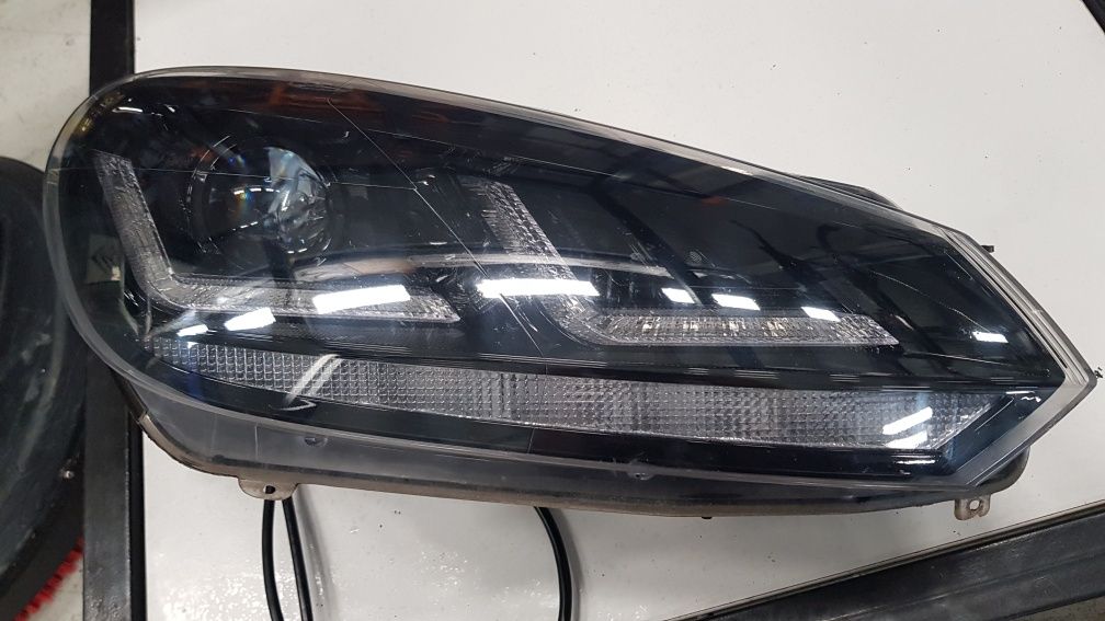 Far OSRAM Golf 6 VI *dreapta* original xenon LED