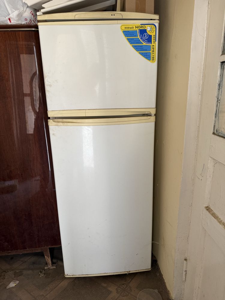 Продаётся разные. Холодиьник 150$ Договорная