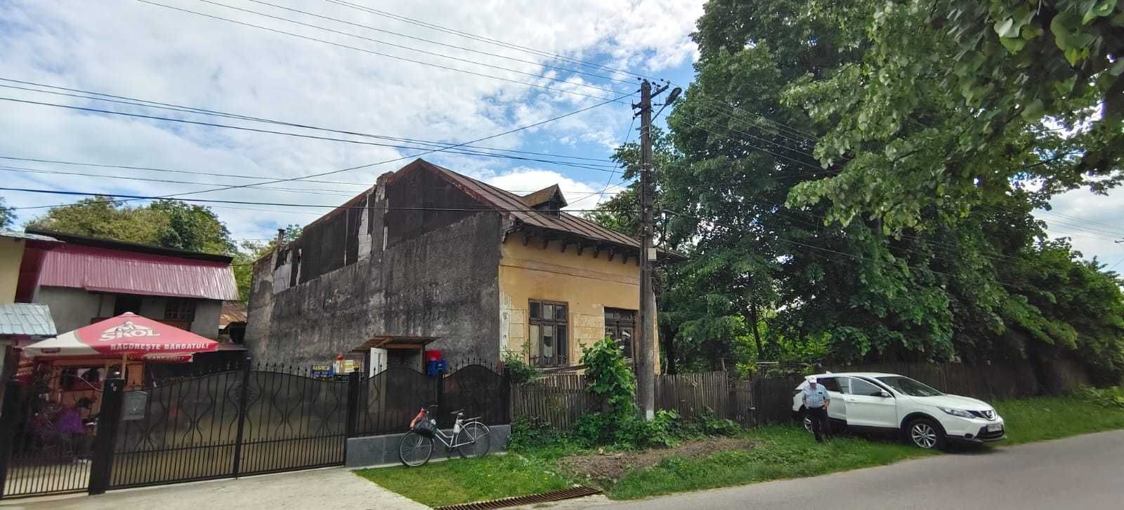 Vand casa mare boiereasca din 1925 si gradina - Comuna Scorteni jud PH