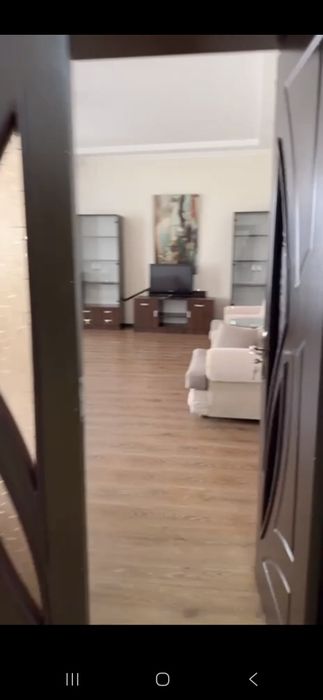 Срочно продажа 4/3/3
Мирабадски район 
Транспортный институт 
111 кв.м