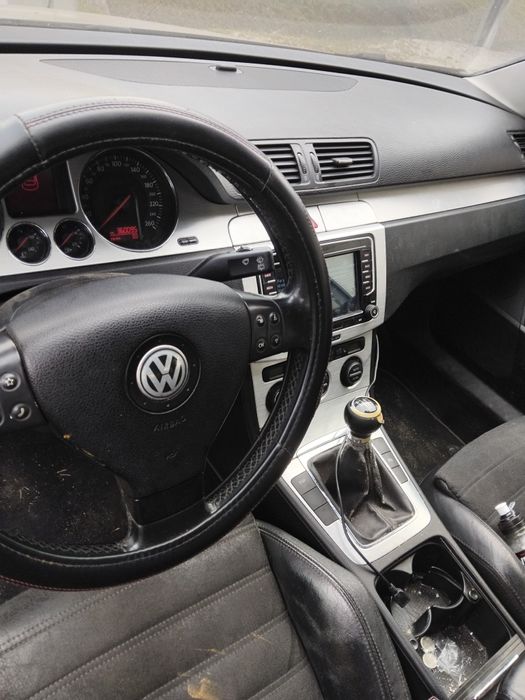 Autoturisme wolsvaghen pasat 2007.