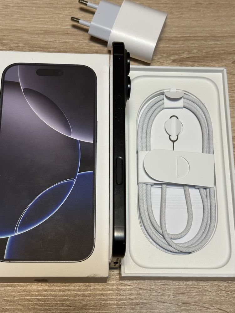iPhone 16 Pro Black Titaniun, Full Box