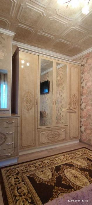 Продам спальный гарнитур.