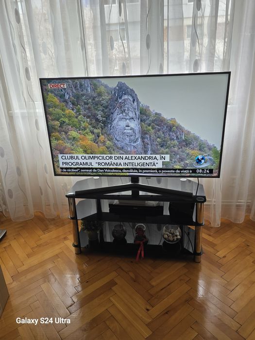 Televizor smart Samsung 139 cm