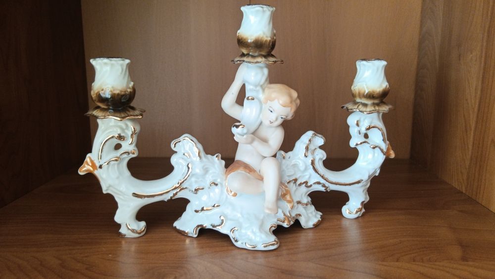 Bibelouri vechi romînesti