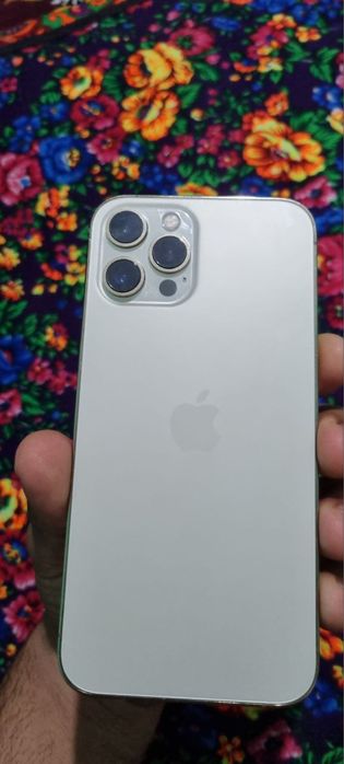 iphone 12 promax 5.400 ming pul zarur srochno sotiladi