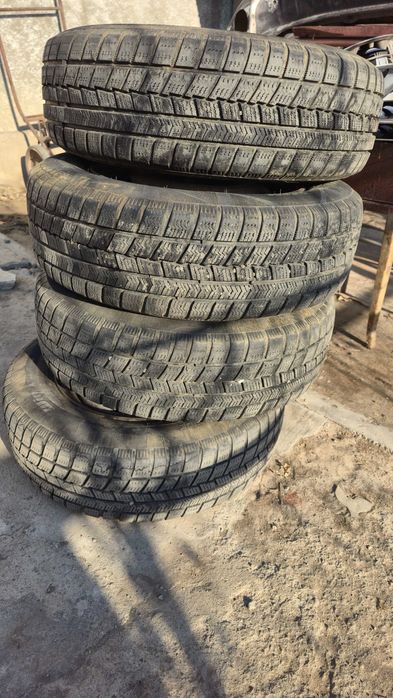 Продам автошины зима