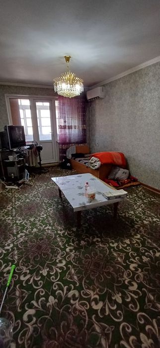 На подселение 2девушки