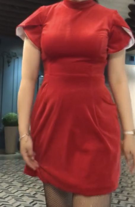 Продаётся платье