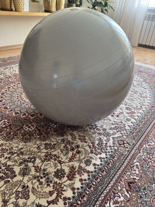 Продам фитбол мяч для гимнастики новый  для занятии детям и взрослым о