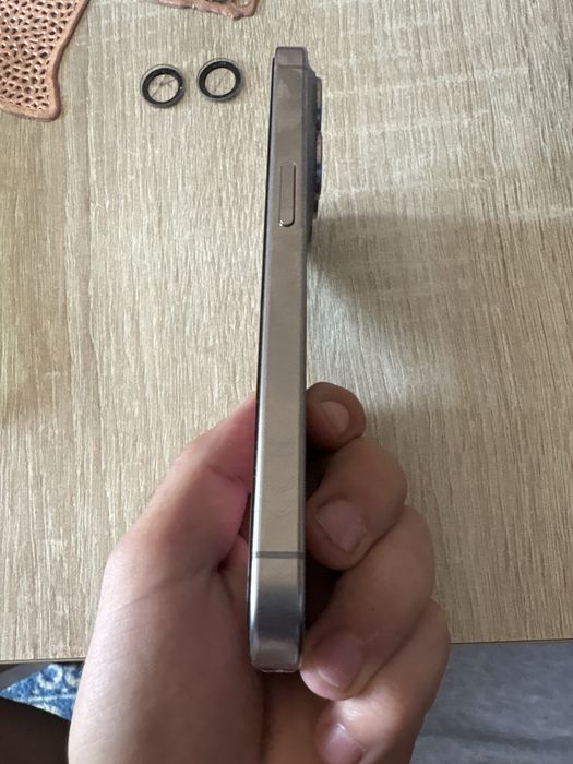 Vand Iphone 15 Pro