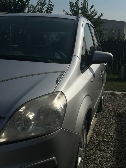 Opel Zafira B 1.9 CDTI
