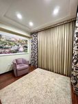 Продаётся 3-комнатная квартира-студия в кирпичном доме площадь—102м²;