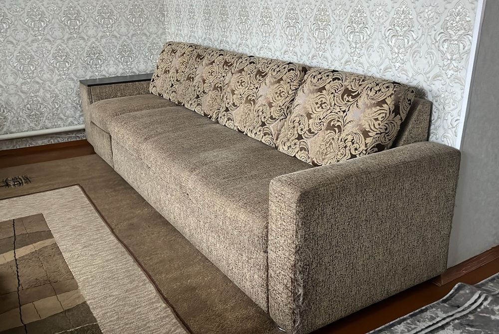 Продам диван б/у