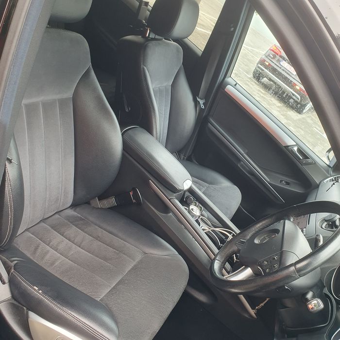 Se vinde Mercedes-Benz ML.320