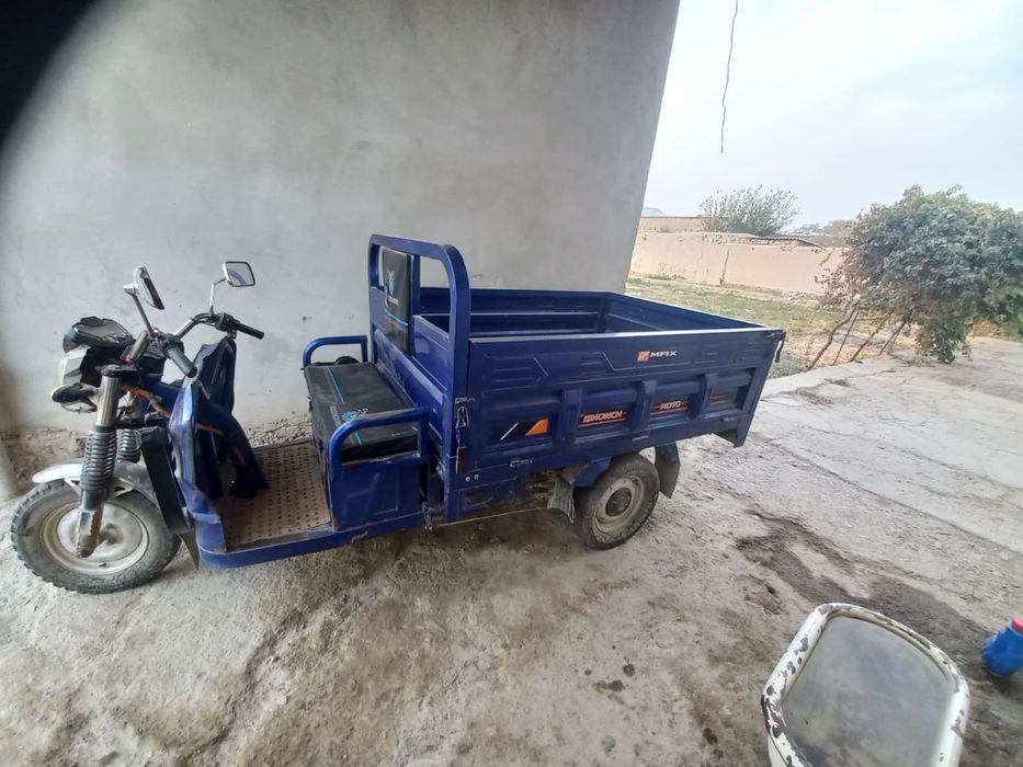 Muravey sotiladi xolati zur akumlatur quyasiz Navoiy viloyatida