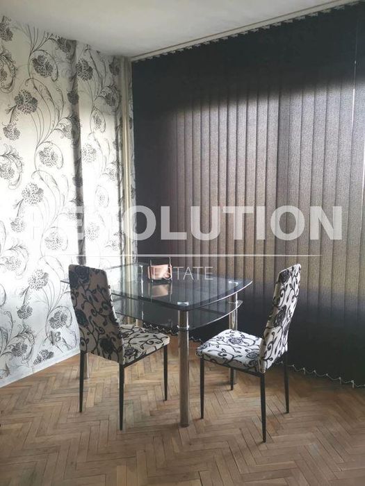 Дава се под наем Тристаен апартамент в Варна, Левски - 65 кв.м за 450 € - Снимка #1