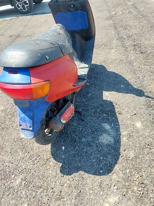 Vind scuter Piaggio în stare farte bună