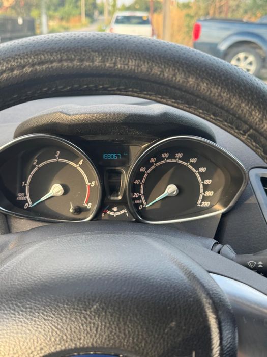 Ford Fiesta 1.5 Prețul negociabil