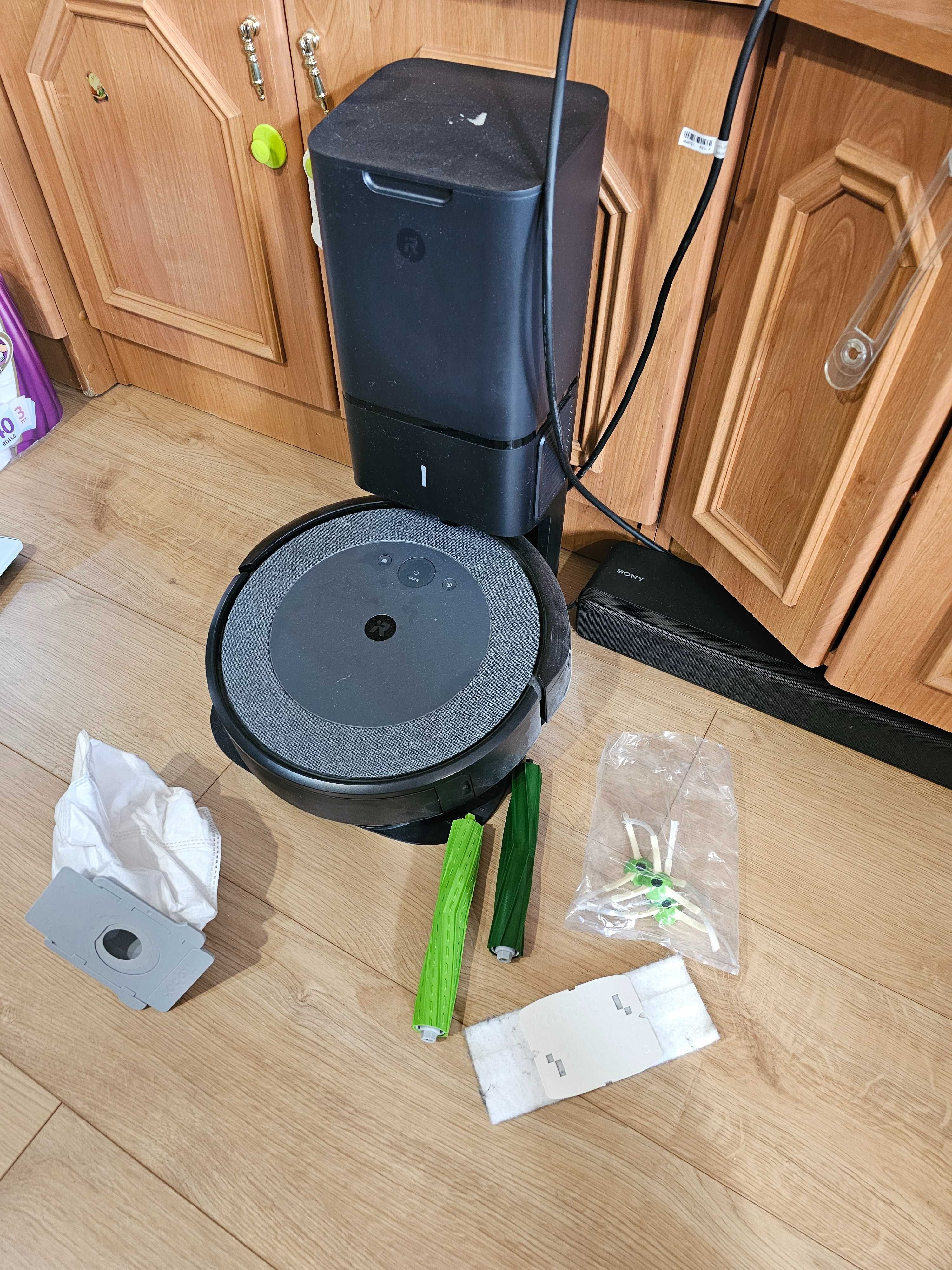 Прахосмукачка-робот iRobot - Roomba i3+, сива/черна