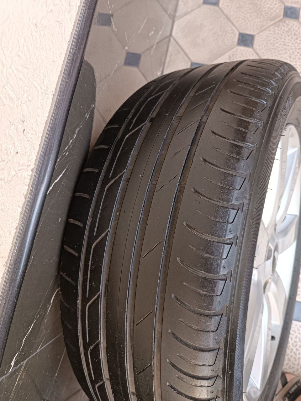 Kobalt Diska balon225 55 R17 Holati ideal ayibi yoq