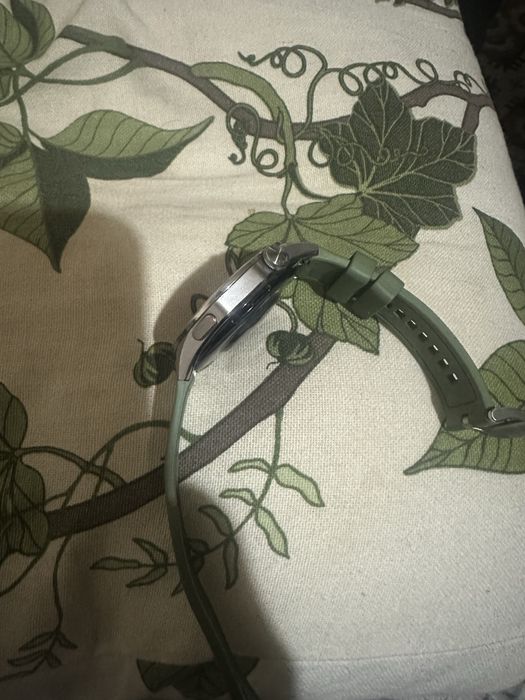 Huawei GT4 smartwatch