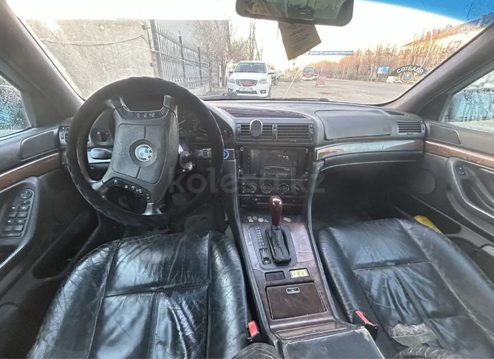 Бмв е 38 продается, обмен нет!