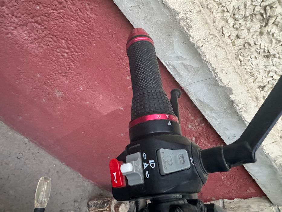 Электроскутер срочно продаётся